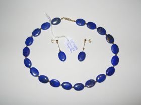 Lapislazuli oval.JPG