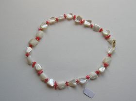 Nácar y coral rosa.JPG